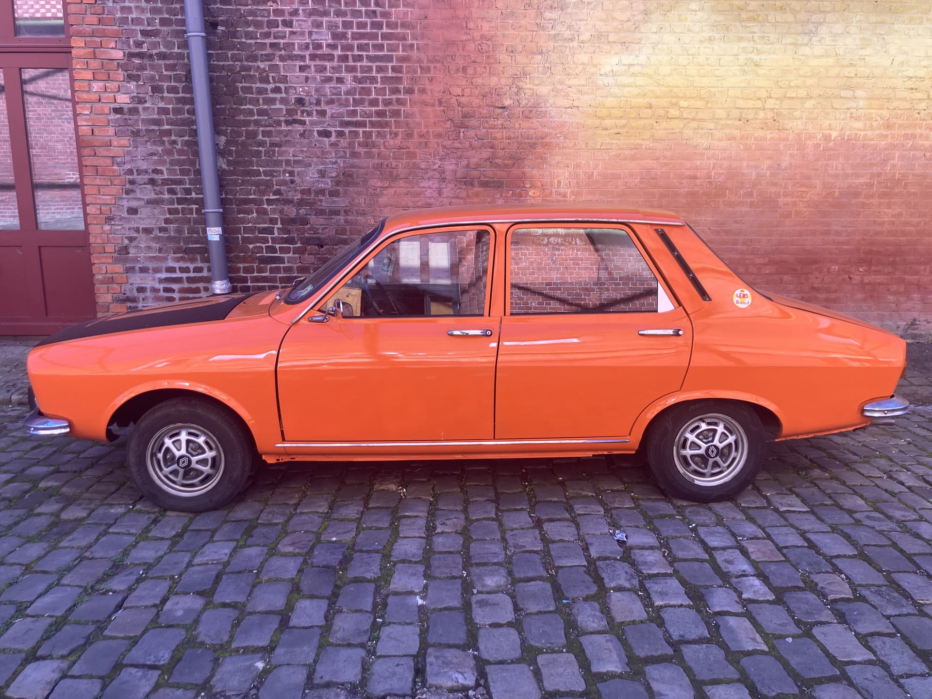 Renault 12